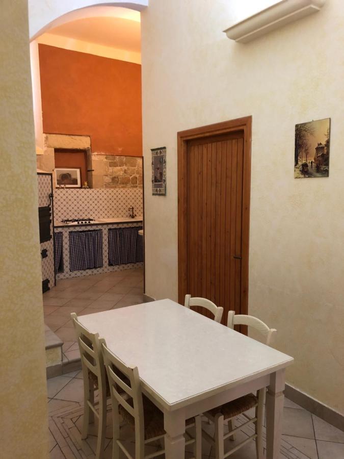 B&B Candido Vacanze โมดิกา ภายนอก รูปภาพ