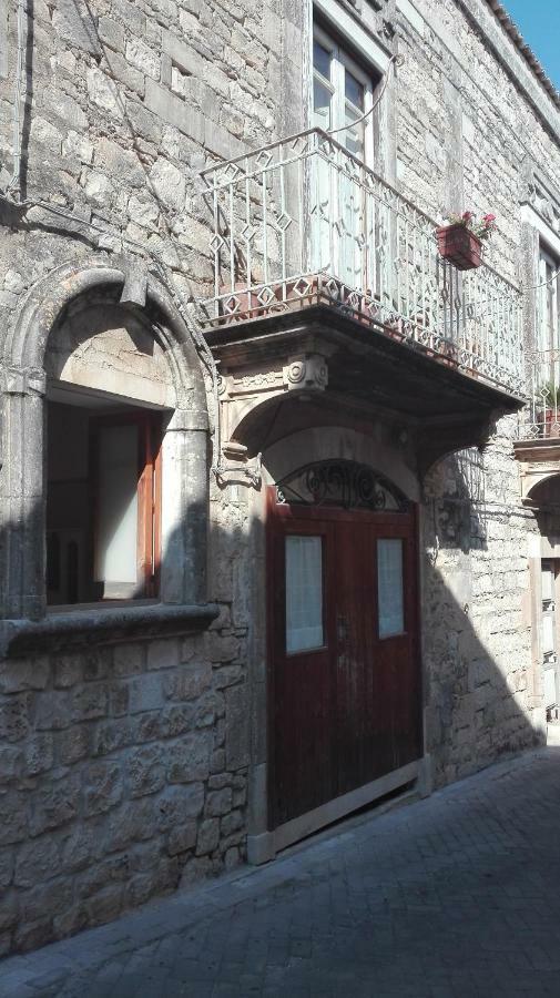 B&B Candido Vacanze โมดิกา ภายนอก รูปภาพ